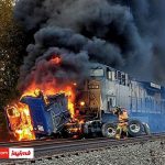 (عکس) تریلی در برخورد با قطار اول آتش گرفت و بعد پودر شد